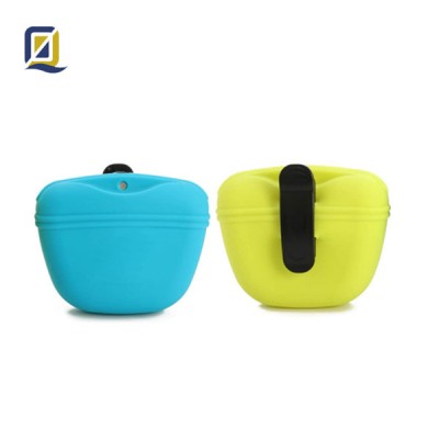 Silicone Dog Treat Pouch-Small Training Bag-Portable Dog Treat Bag for Leash with Magnetic Closure and Waist Clip-for Homemade